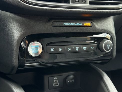 Used 2024 Ford Escape ST-Line Elite w/ Premium Technology Package image 20