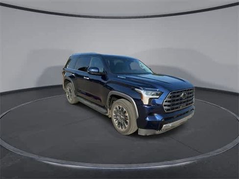 Used 2024 Toyota Sequoia Limited image 2