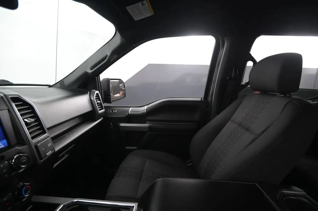 Used 2020 Ford F150 XLT w/ Equipment Group 302A Luxury AWD/4WD image 30