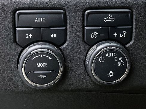 Used 2024 Chevrolet Silverado 1500 LT w/ Protection Package AWD/4WD image 35