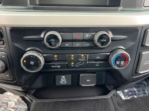 New 2026 Ford F250 XLT w/ FX4 Off-Road Package image 33