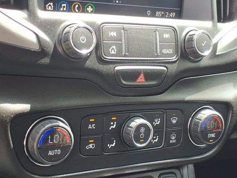 Used 2021 GMC Terrain SLT image 7