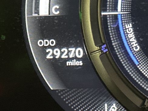 Used 2024 Lexus UX 250h F Sport AWD/4WD image 22