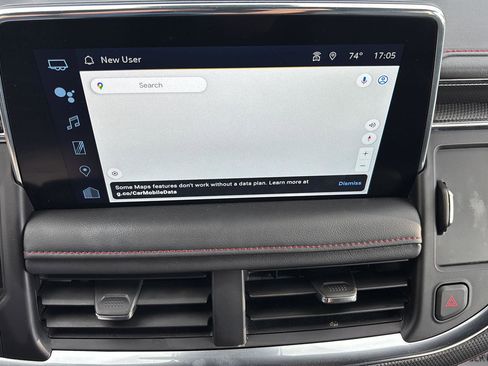 Certified 2024 Chevrolet Suburban RST image 34