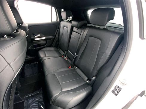 Certified 2021 Mercedes-Benz GLA 250 image 17