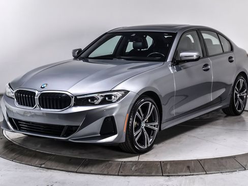 Used 2023 BMW 330i Sedan w/ Driving Assistance Package RWD image 2