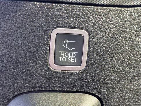 New 2026 Jeep Grand Wagoneer Limited image 14