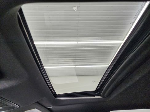 Used 2022 Chevrolet Silverado 2500 High Country w/ Safety Package II image 13