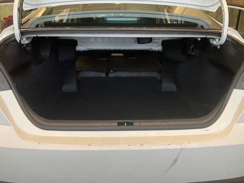 Used 2025 Toyota Camry LE FWD image 27