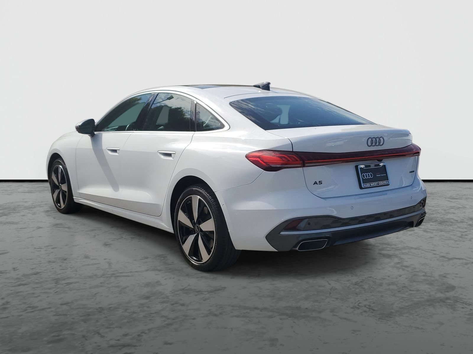 Used 2025 Audi A5 Premium w/ Premium Plus AWD/4WD image 3