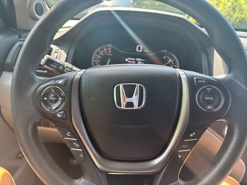 Used 2016 Honda Pilot EX image 25