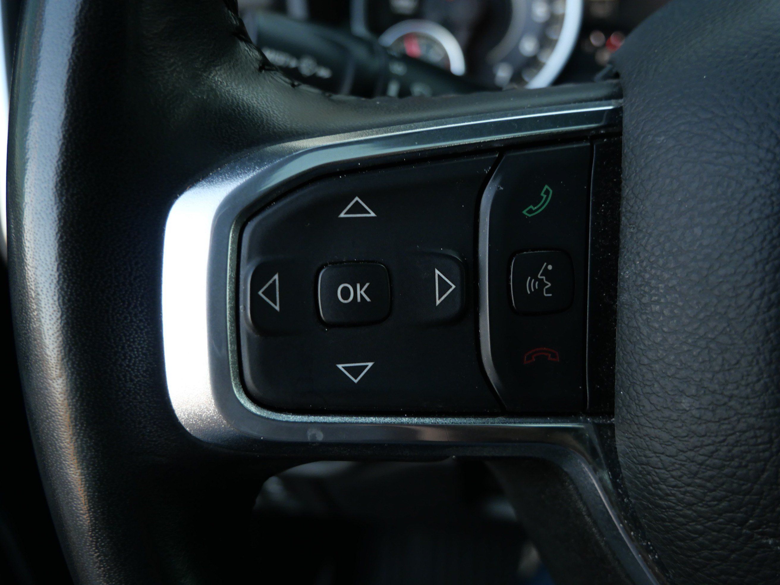 Used 2022 RAM 1500 Laramie AWD/4WD image 29