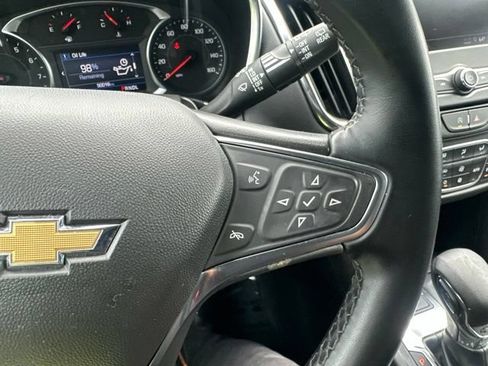 Used 2024 Chevrolet Equinox LT AWD/4WD image 25