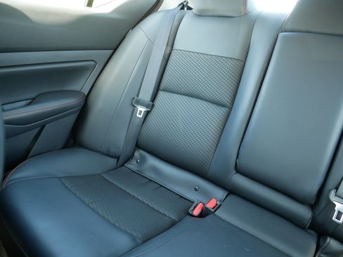 Certified 2024 Nissan Altima 2.5 SR AWD/4WD image 12