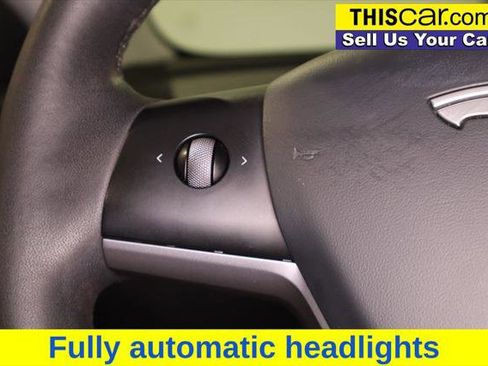 Used 2021 Tesla Model 3 Standard Range Plus image 16