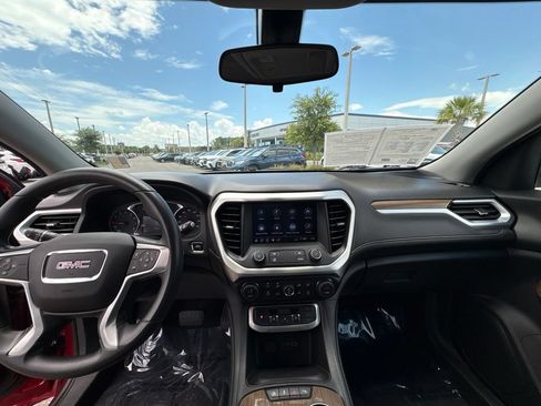 Used 2021 GMC Acadia SLE FWD image 35