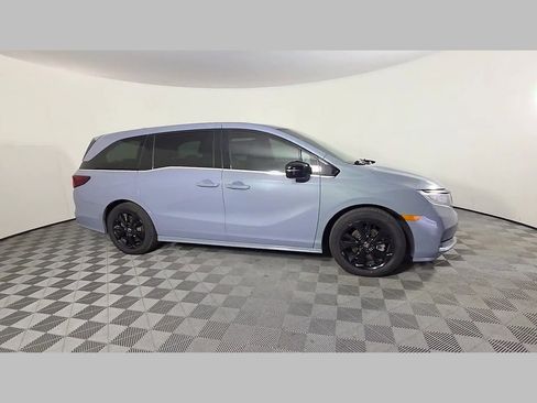 Used 2023 Honda Odyssey Sport image 31