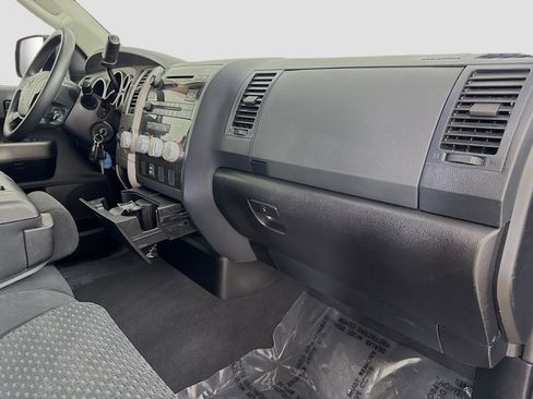 Used 2013 Toyota Tundra 4x4 Double Cab image 26