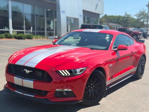Used 2017 Ford Mustang GT Premium w/ GT Performance Package RWD image 1