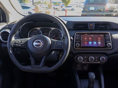 Used 2025 Nissan Versa S w/ Trunk Package image 21