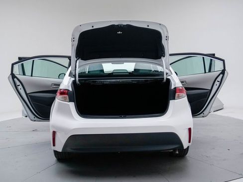 Used 2023 Toyota Corolla LE image 20