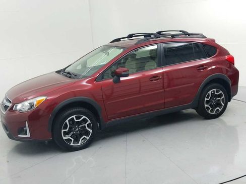 Used 2017 Subaru Crosstrek 2.0i Limited w/ Popular Package #2 image 5