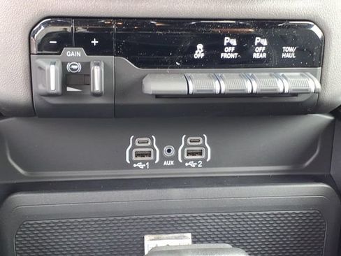 New 2026 RAM 1500 2WD Crew Cab image 8