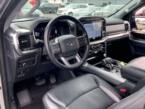 Used 2021 Ford F150 Lariat w/ Trailer Tow Package image 18