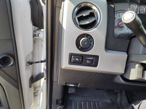 Used 2010 Ford F150 Lariat AWD/4WD image 16