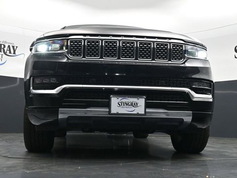 Used 2024 Jeep Grand Wagoneer L Base image 18