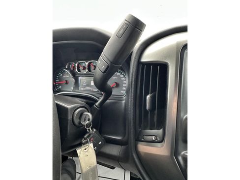 Used 2017 Chevrolet Silverado 1500 LT AWD/4WD image 61