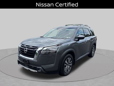 Certified 2022 Nissan Pathfinder SL AWD/4WD image 1
