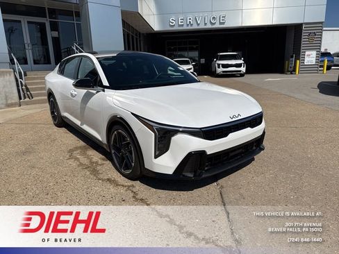 New 2026 Kia K4 GT-Line FWD image 1
