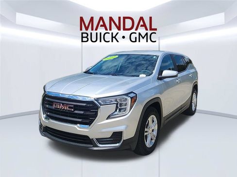 Used 2022 GMC Terrain SLE w/ LPO, Floor Liner Package FWD image 1