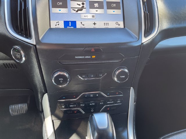 Used 2016 Ford Edge SEL w/ Equipment Group 201A AWD/4WD image 18