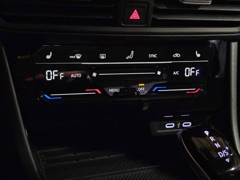 New 2026 Volkswagen Jetta SE image 31