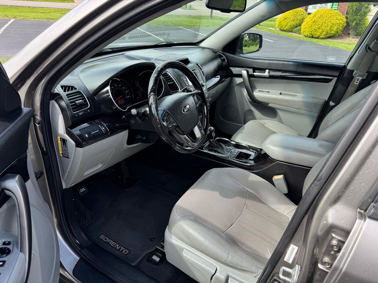 Used 2015 Kia Sorento LX FWD image 16