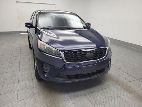 Used 2019 Kia Sorento FWD V6 image 14