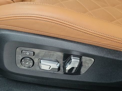 Used 2025 BMW X5 sDrive40i w/ Premium Package RWD image 27