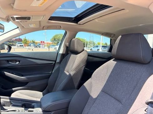 Used 2023 Honda Accord EX image 10