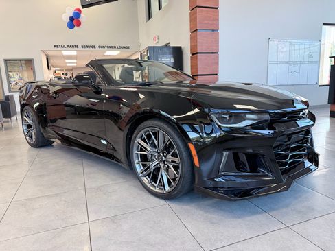 Used 2023 Chevrolet Camaro ZL1 RWD image 2