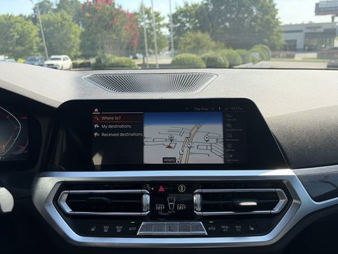 Used 2021 BMW 330i Sedan w/ Convenience Package RWD image 25