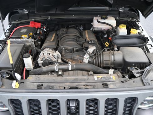 Used 2021 Jeep Wrangler Unlimited Rubicon AWD/4WD image 36