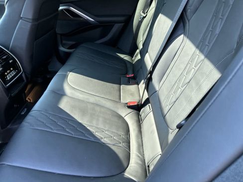 Used 2023 BMW X6 xDrive40i w/ M Sport Package AWD/4WD image 9