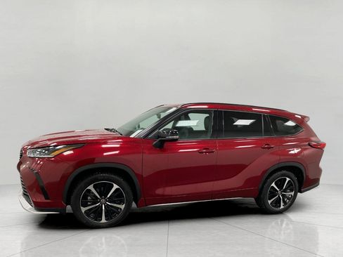 Used 2021 Toyota Highlander XSE image 10