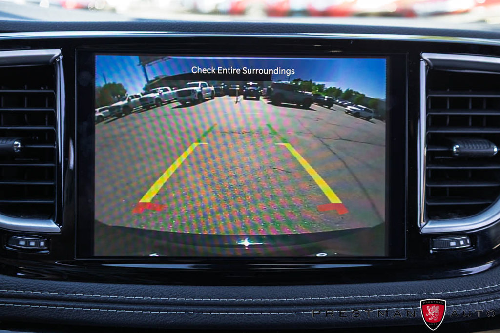 Used 2026 Chrysler Pacifica Limited FWD image 34