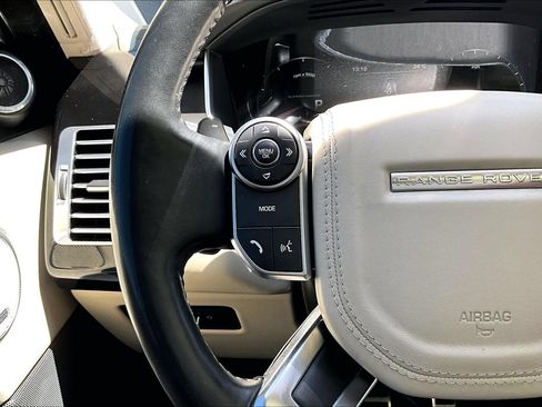 Used 2016 Land Rover Range Rover Supercharged AWD/4WD image 18