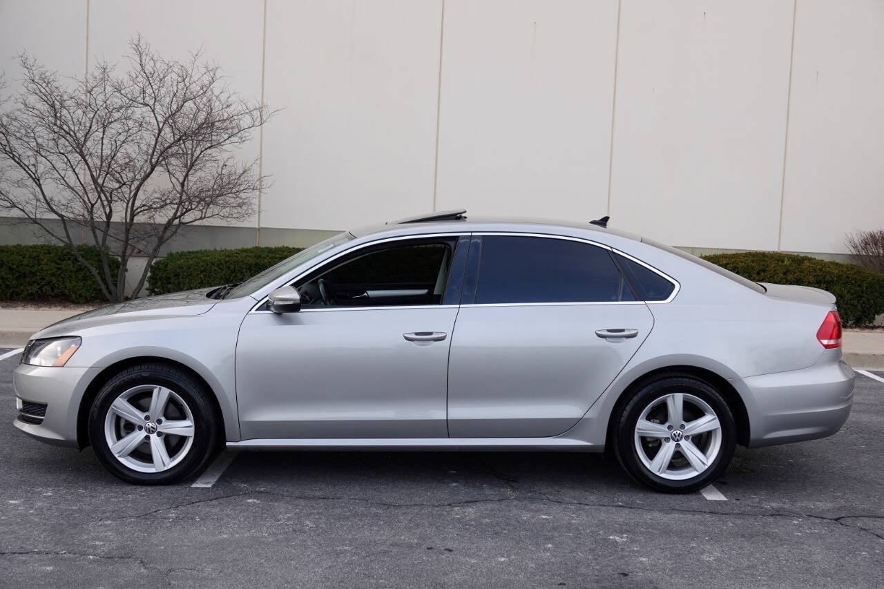 Used 2012 Volkswagen Passat TDI SE FWD image 12