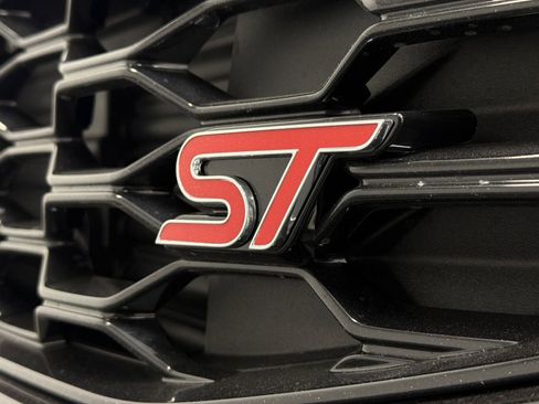 New 2026 Ford Explorer ST image 15