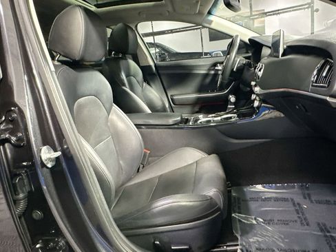 Used 2019 Kia Stinger Premium image 34